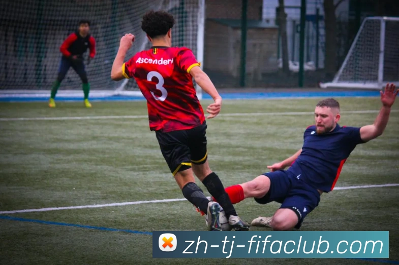 火箭队2005年球员名单回顾及球队变化解析